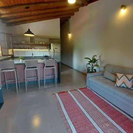 Sapeca - Novo Flat C/ Piscina, 50Mts Da Praia, Churrasqueira Privativa, Ar Con, Wi-Fi, Netflix, Garagem Paraty Luaran gambar