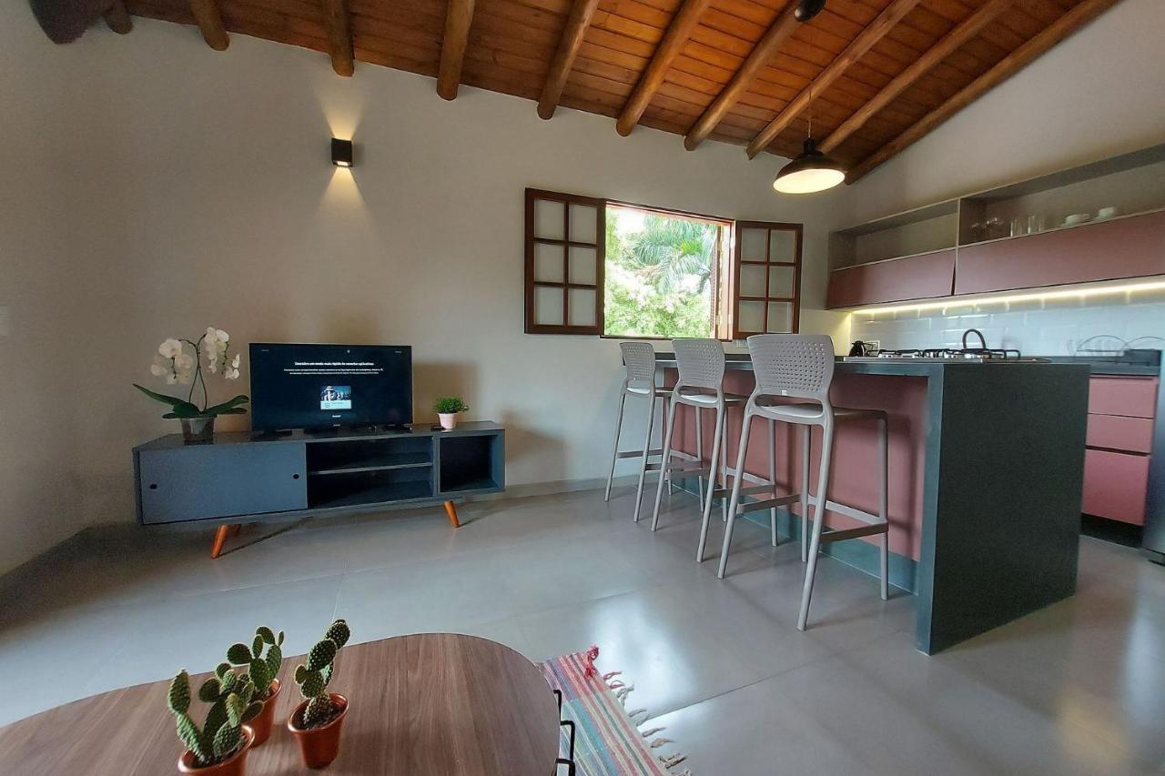 Sapeca - Novo Flat C/ Piscina, 50Mts Da Praia, Churrasqueira Privativa, Ar Con, Wi-Fi, Netflix, Garagem Paraty Luaran gambar